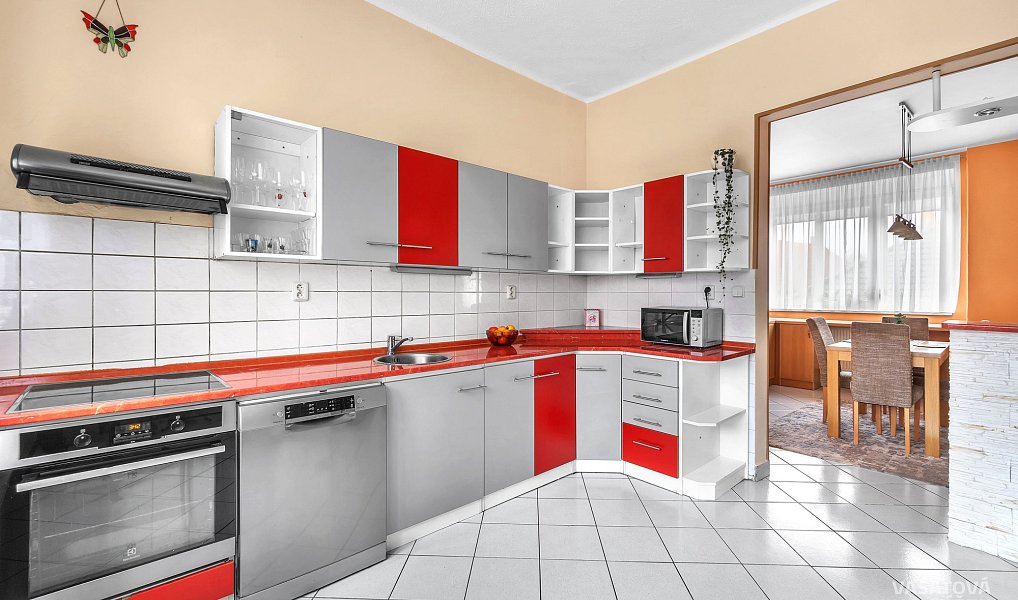 Prodej nájemního domu, činžáku 690 m², Sezemice – náhled fotky 12