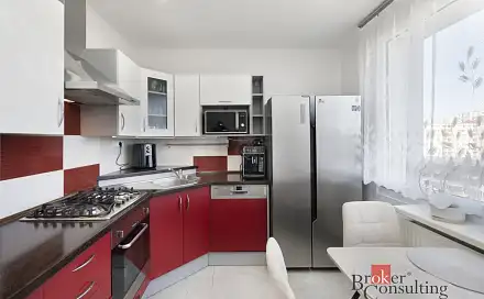 Prodej bytu 3+1 66 m², Žlutická, Plzeň - Bolevec