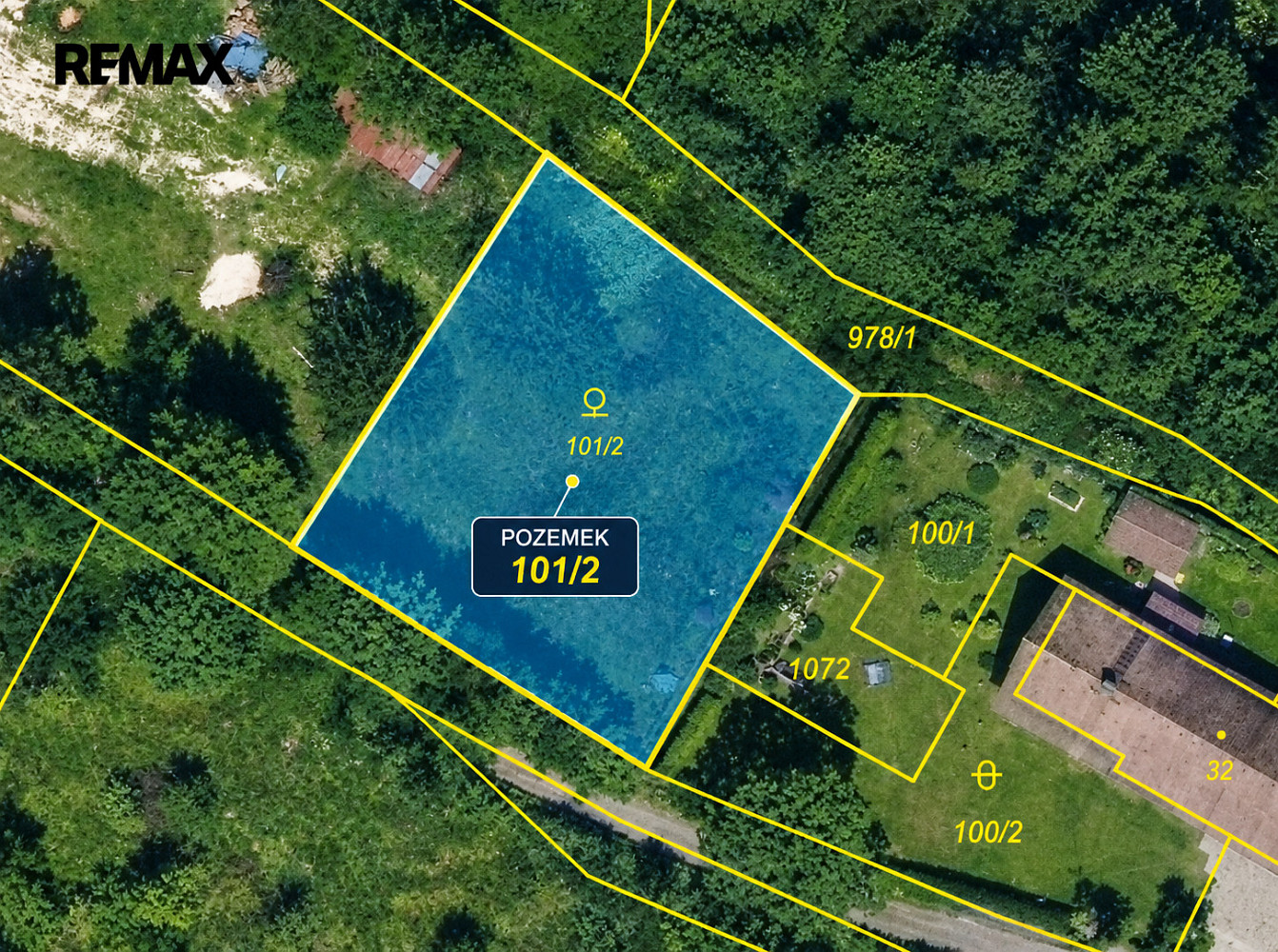 Prodej stavebního pozemku 1 000 m² – fotografie 2