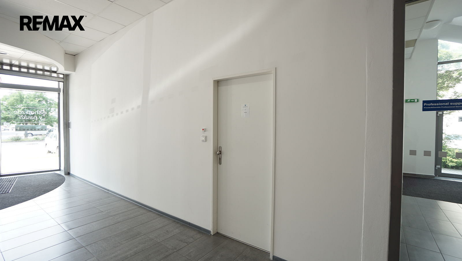 Pronájem kanceláře 41 m² – fotografie 5