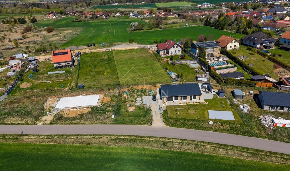 Prodej stavebního pozemku 1 233 m², Dobev – náhled fotky 5