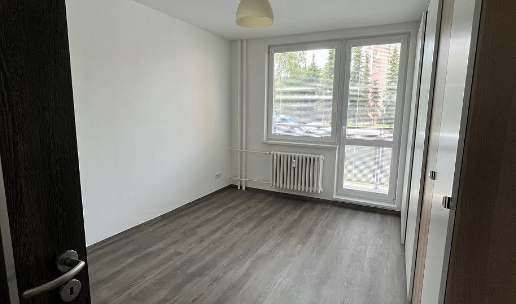 Pronájem bytu 4+kk 84 m², Olomouc – náhled fotky 9