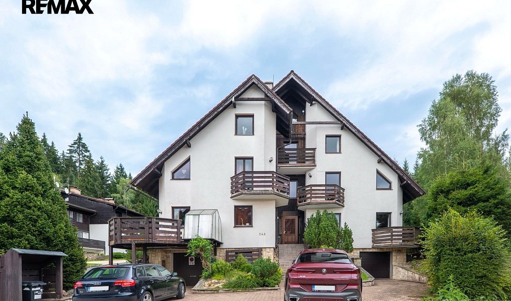 Prodej domu 239 m² s pozemkem 404 m², Harrachov – fotka 1 z 15