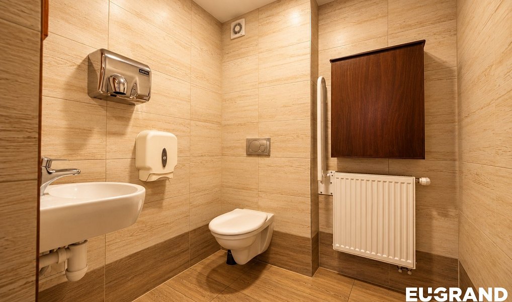 Prodej domu 341 m² s pozemkem 263 m², Šluknov – náhled fotky 13