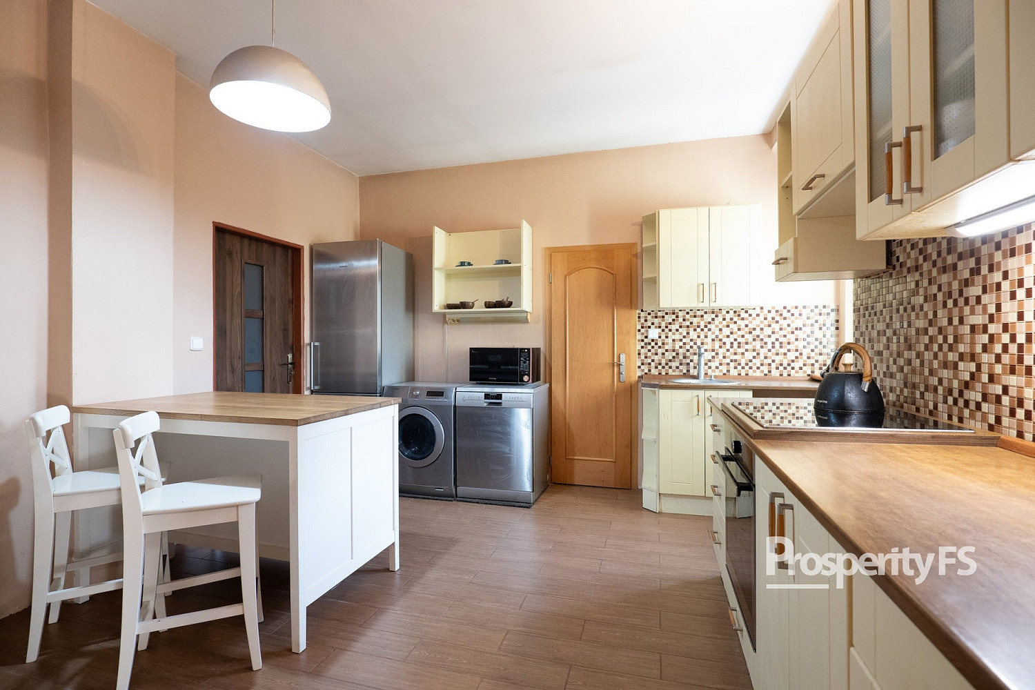 Prodej domu 229 m² s pozemkem 432 m² — photo 3