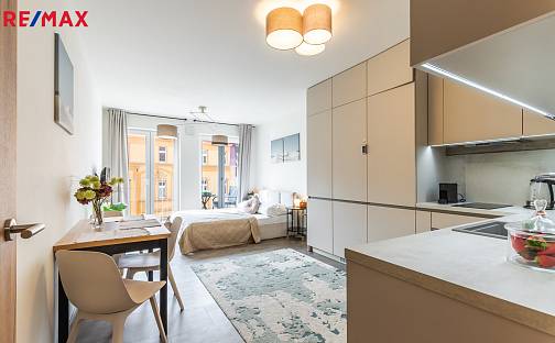 Prodej bytu 1+kk 33 m², Plzeňská, Praha 5 - Košíře