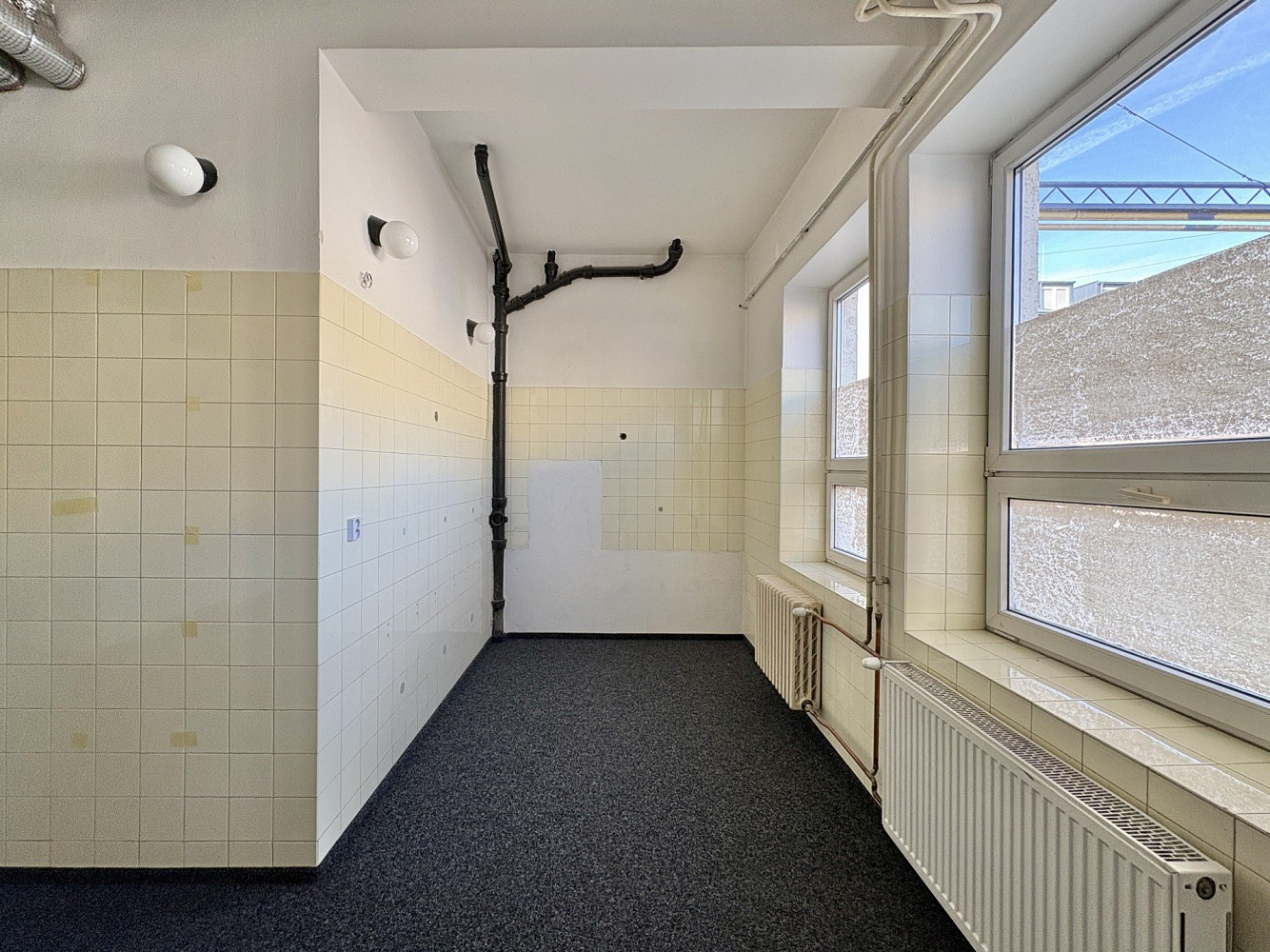 Pronájem kanceláře 30 m² – fotografie 4