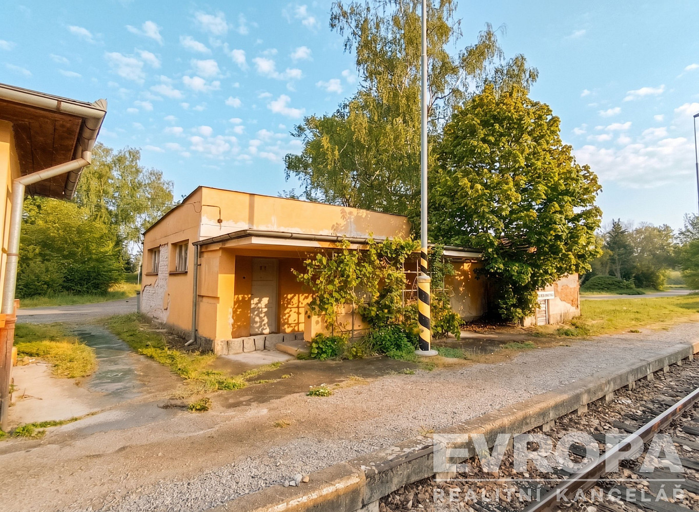 Objekt na prodej, 109m2, pozemek 156m2, vráž u písku — photo 2