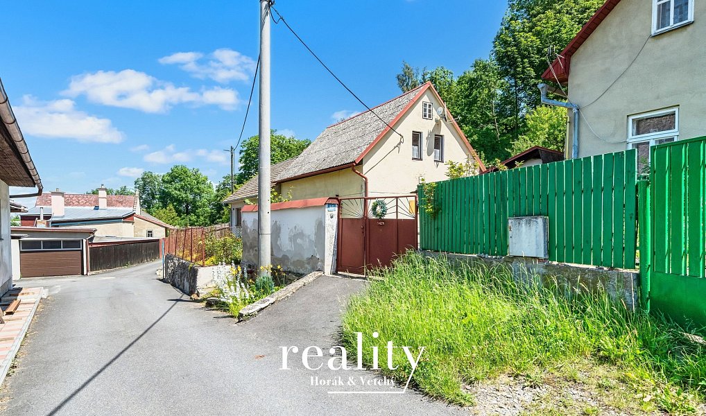 Prodej domu 111 m² s pozemkem 466 m², Puklice – náhled fotky 4