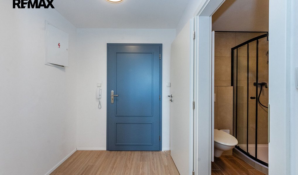 Prodej bytu 2+kk 46 m², Praha – náhled fotky 8