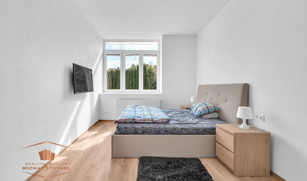 Prodej domu 200 m² s pozemkem 1 044 m², Újezd – náhled fotky 8