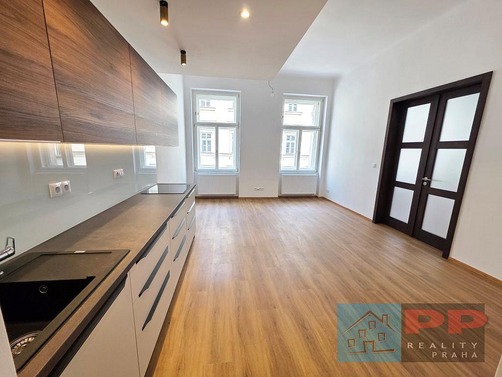 Pronájem bytu 2+kk 55 m²