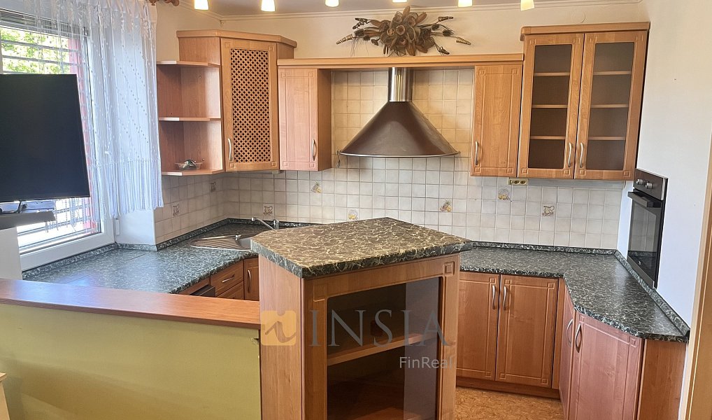 Pronájem bytu 3+1 72 m², Kroměříž – náhled fotky 2