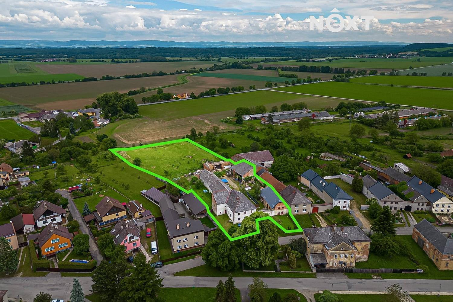 Prodej domu 253 m² s pozemkem 7 571 m²
