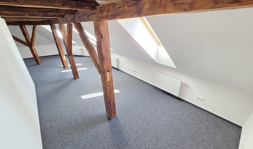Pronájem kanceláře 194 m², Liberec – náhled fotky 7