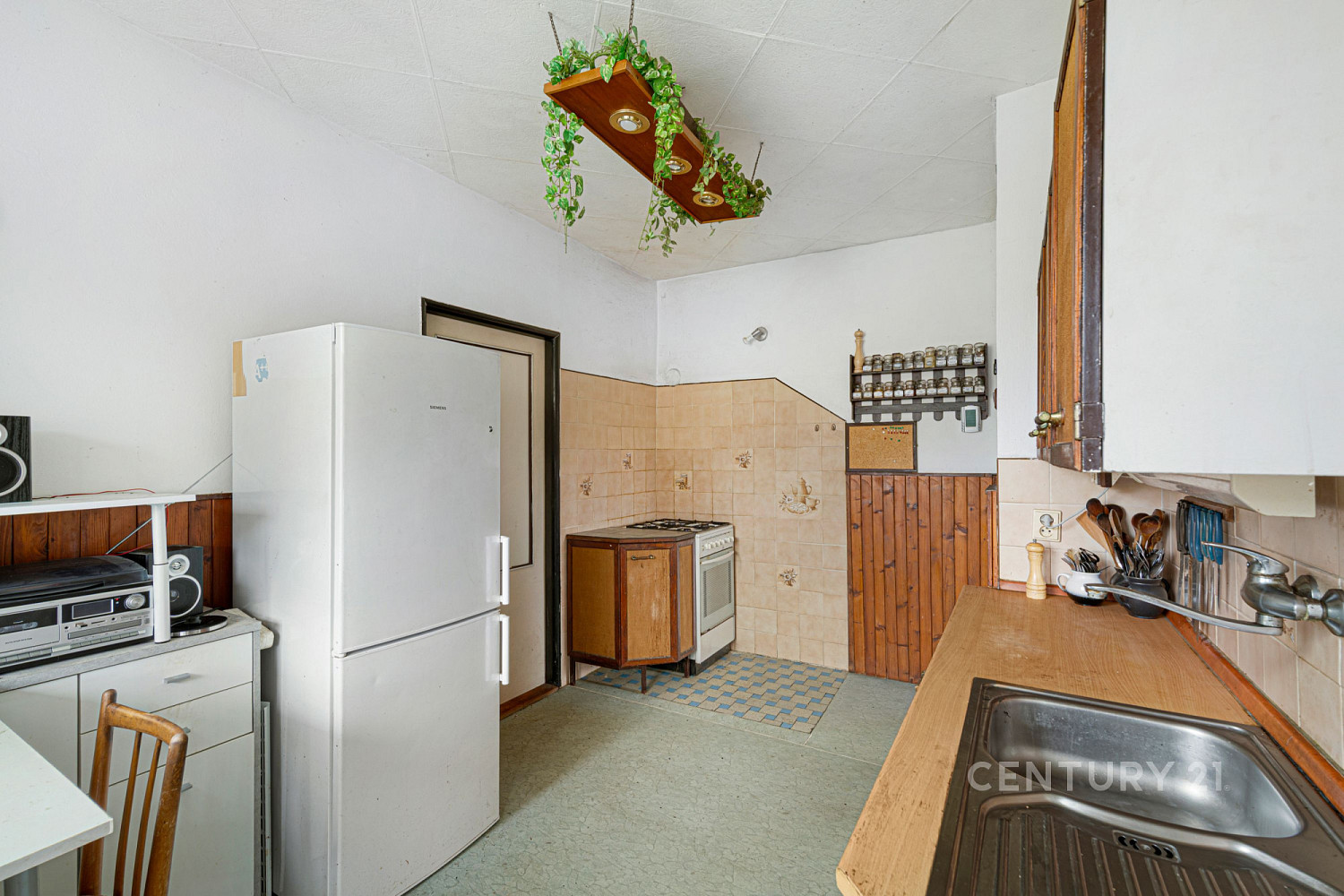 Prodej domu 215 m² s pozemkem 946 m² – fotografie 3
