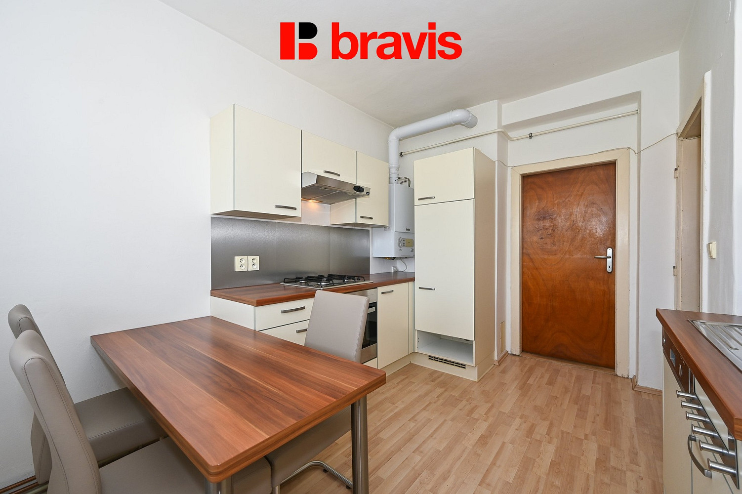 Prodej nájemního domu, činžáku 284 m² – fotografie 4