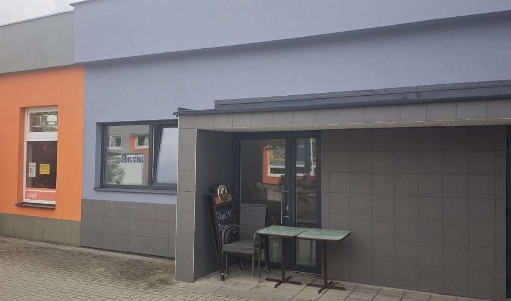 Pronájem obchodních prostor 75 m², Vsetín – náhled fotky 9