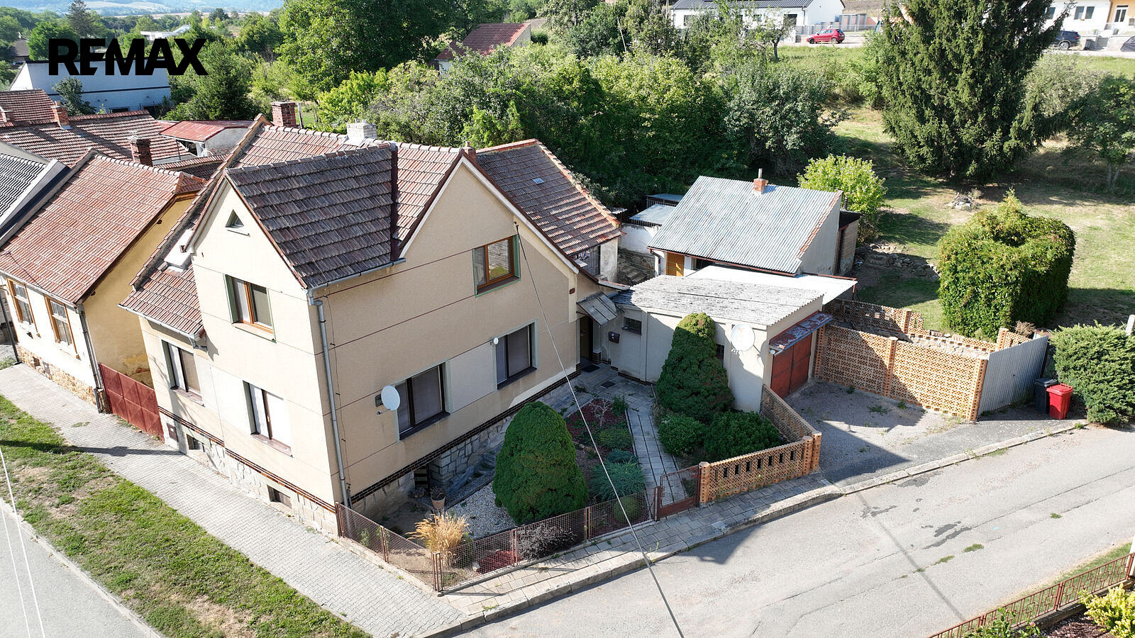 Prodej domu 145 m² s pozemkem 863 m² – fotografie 3