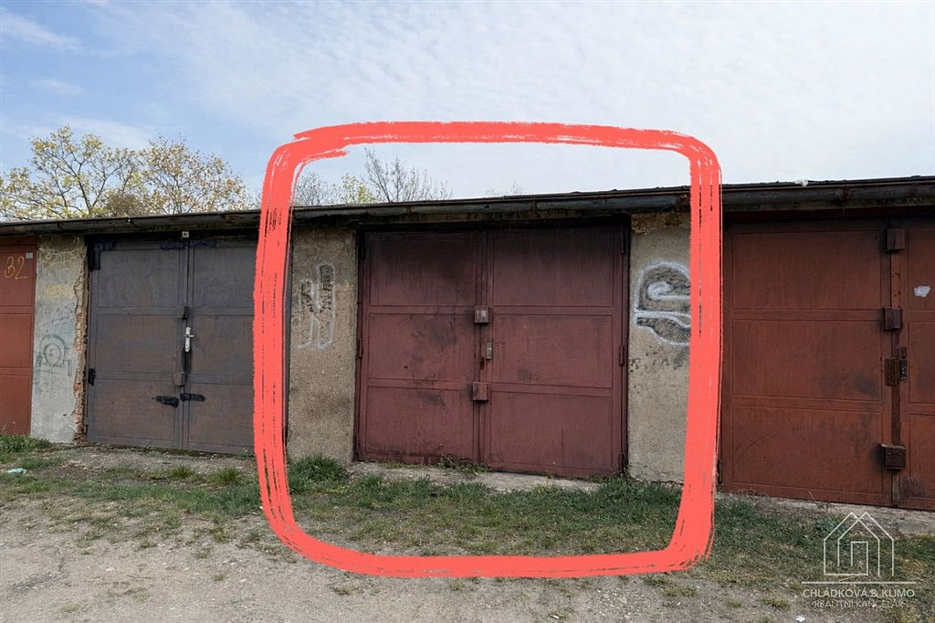 Prodej zděné garáže, 18 m2, praha 10, ul. křeslická — photo 2