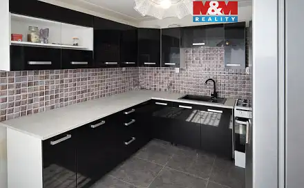 Prodej bytu 3+1 62 m², Kpt. Jaroše, Most