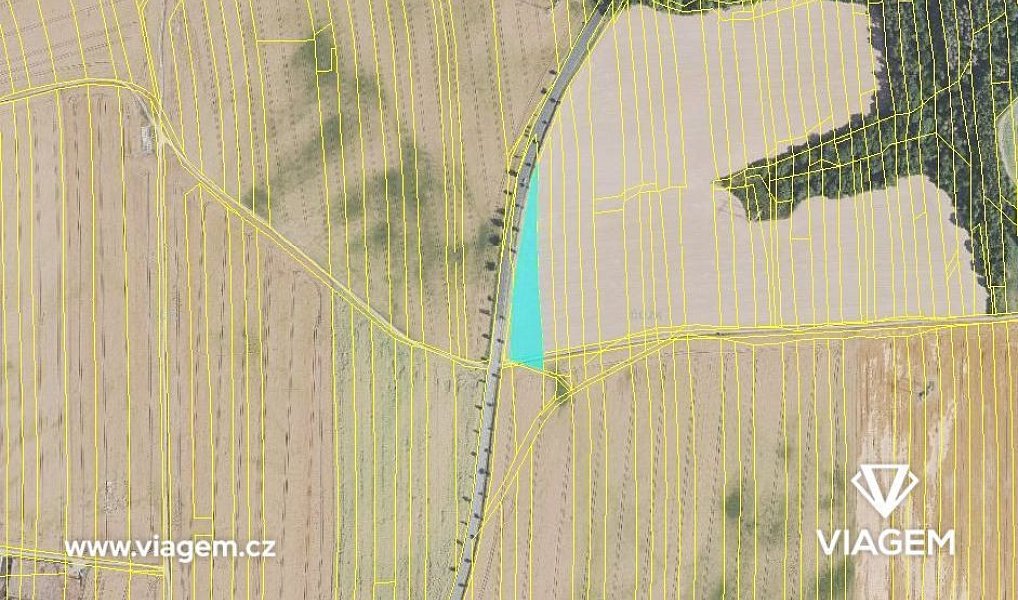 Prodej pole 790 m², Chyňava – náhled fotky 3