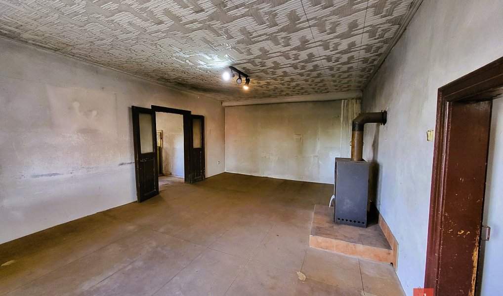 Prodej domu 220 m² s pozemkem 298 m², Chlumčany – náhled fotky 3