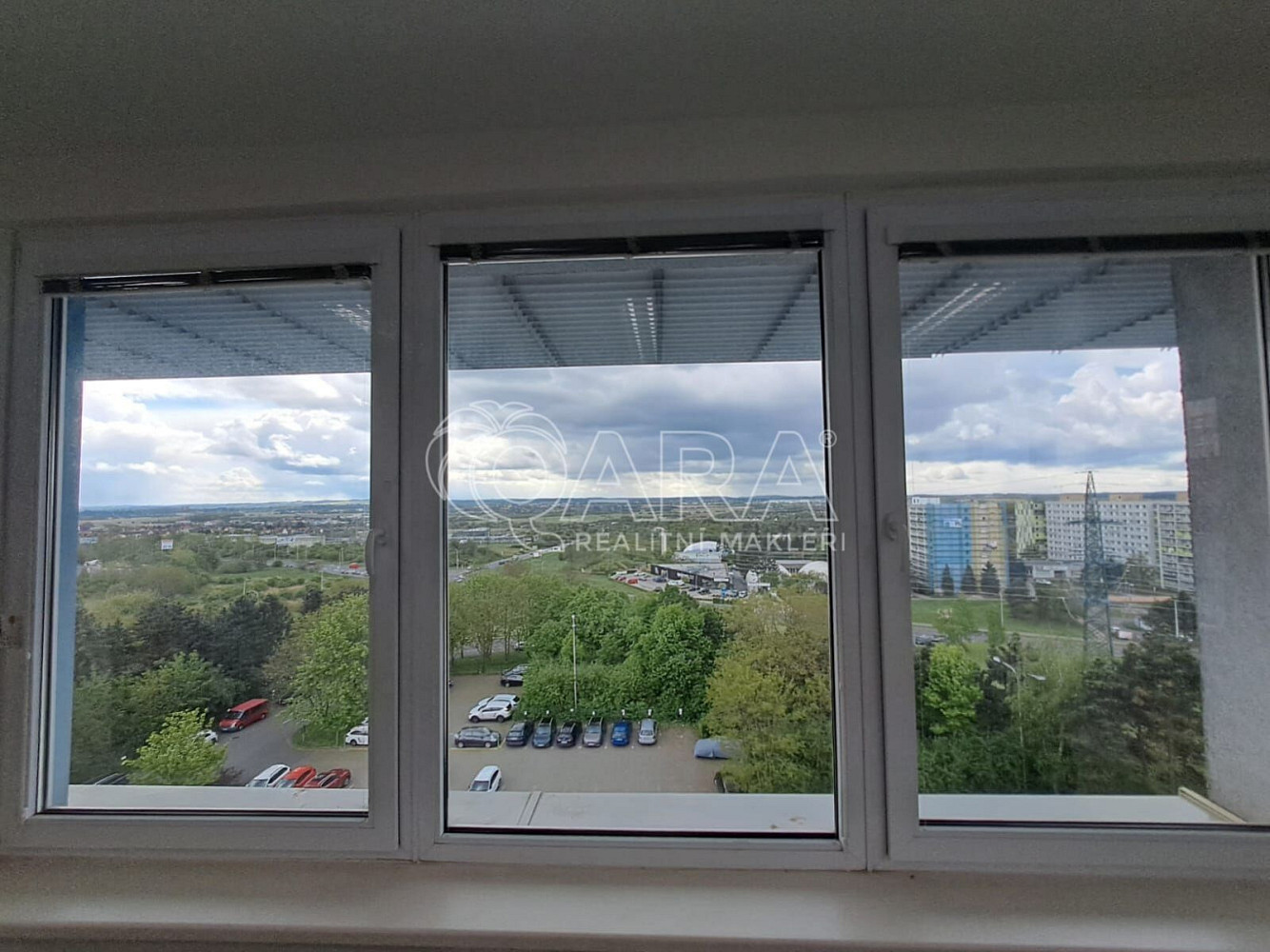 Pronájem kanceláře 35 m² – fotografie 5