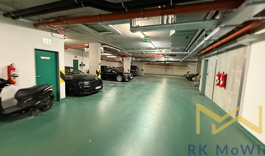 Pronájem bytu 3+kk 80 m², Praha – náhled fotky 13