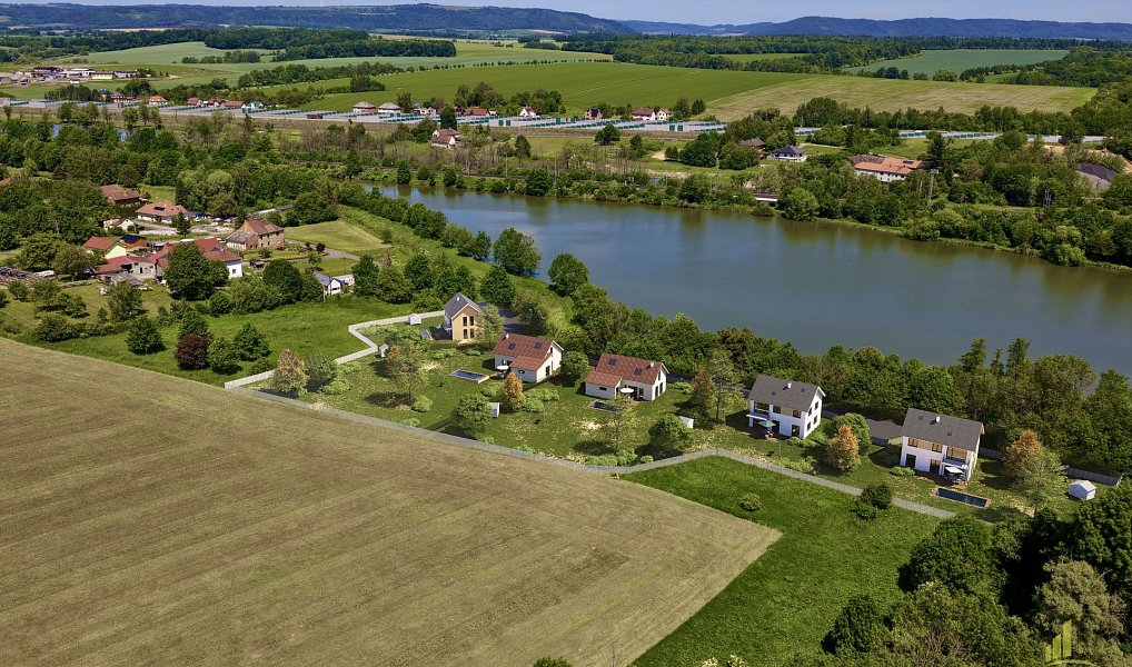 Prodej stavebního pozemku 39 934 m², Polom – náhled fotky 2