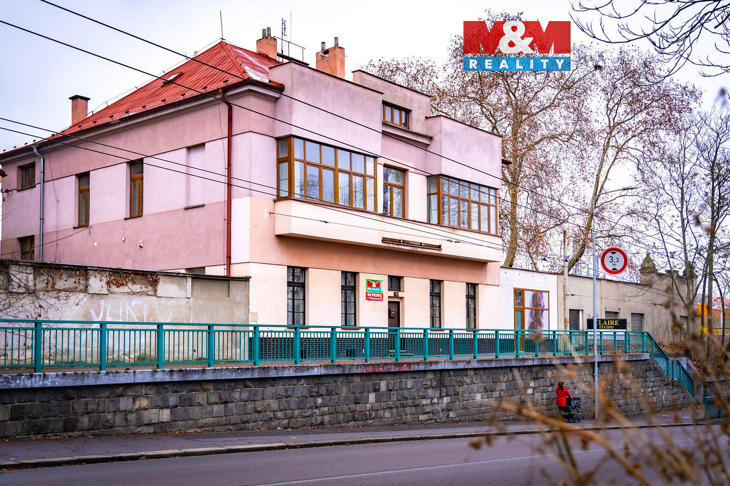 Pronájem skladovacích prostor 150 m²