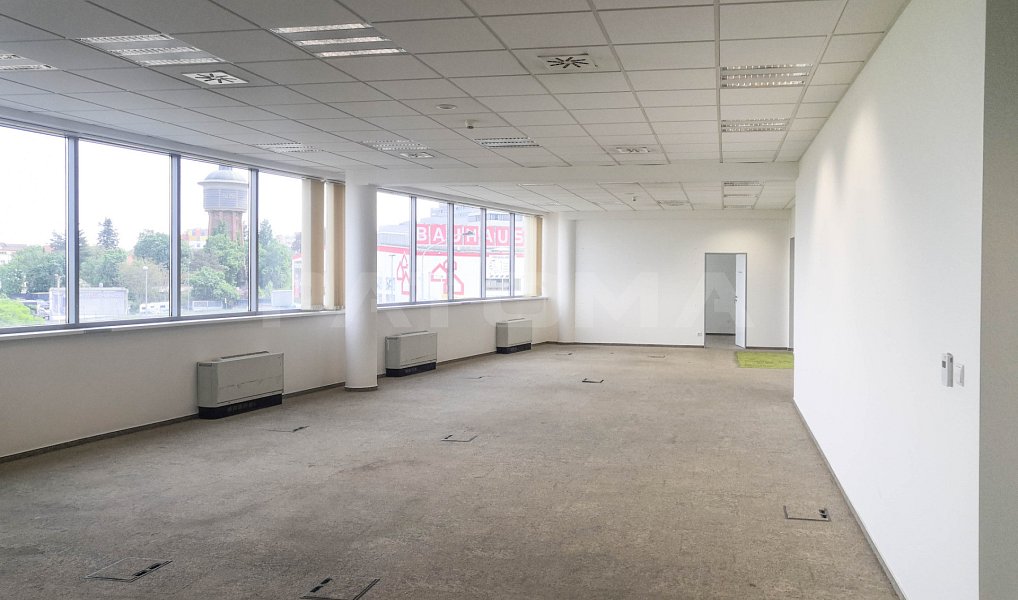 Pronájem kanceláře 883 m², Praha – náhled fotky 7