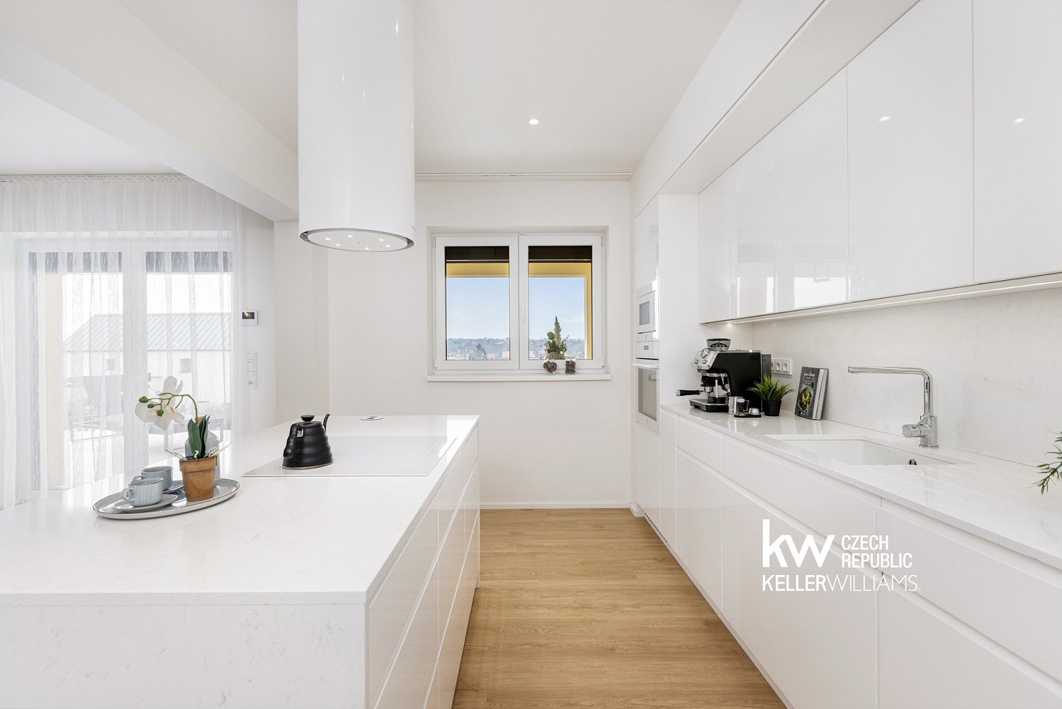 Prodej domu 186 m² s pozemkem 893 m² – fotografie 4