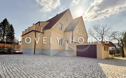 Pronájem domu 256 m² s pozemkem 1 100 m², U koupadel, Praha 4 - Lhotka