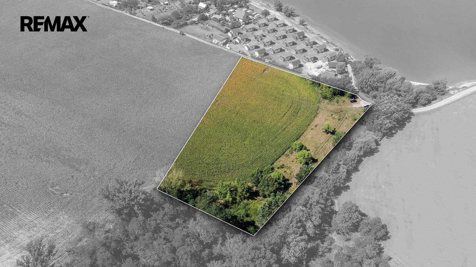 Prodej stavebního pozemku 12 306 m² – pohled 3
