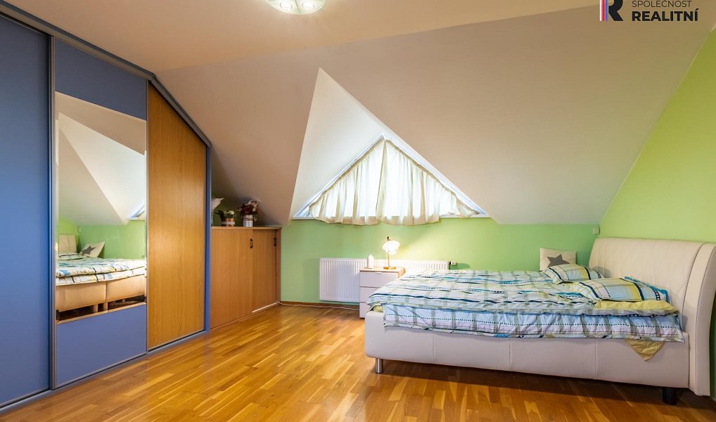 Prodej domu 168 m² s pozemkem 427 m², Praha – náhled fotky 9