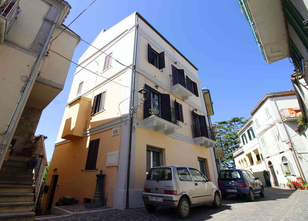 Prodej domu 256 m² — photo 2