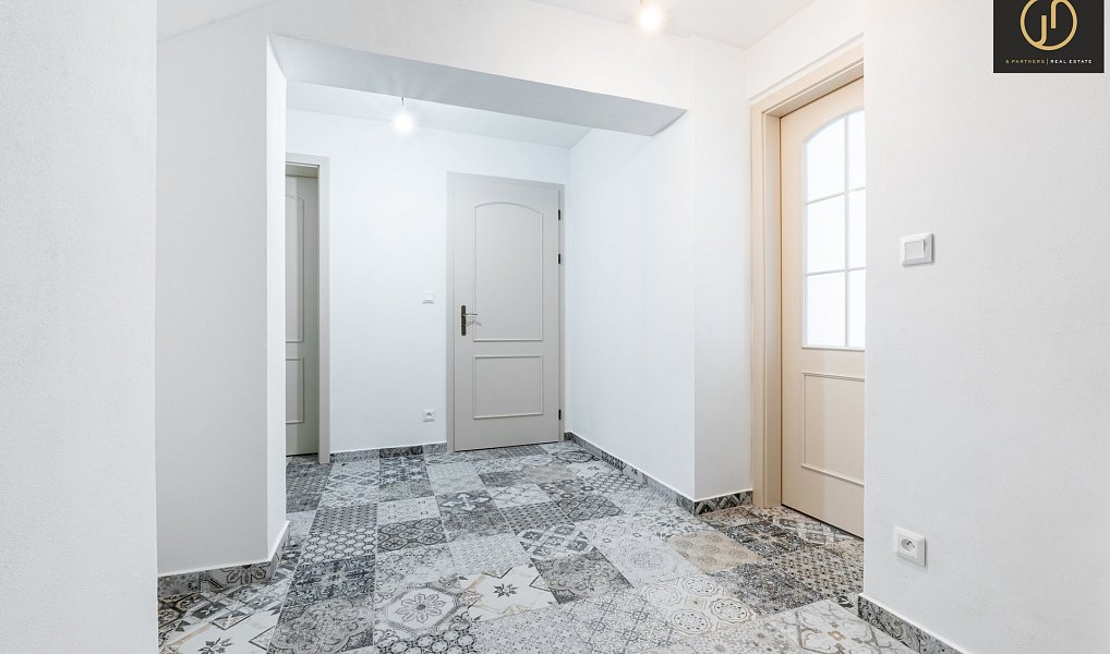 Prodej bytu 2+kk 67 m², Jáchymov – náhled fotky 9