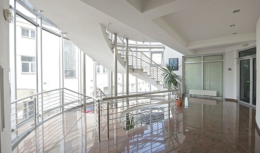 Pronájem kanceláře 117 m², Praha – náhled fotky 7