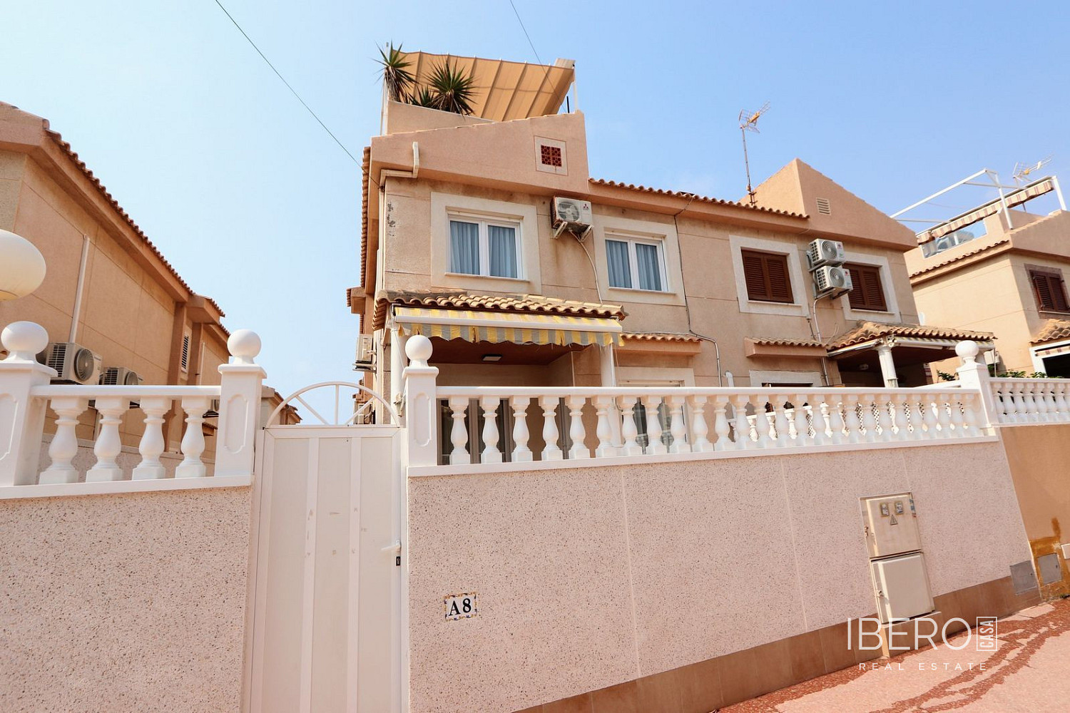 Prodej domu 130 m² s pozemkem 200 m² - Vista 2