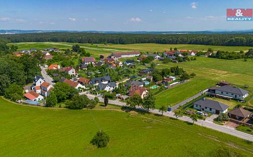 Prodej stavebního pozemku 1 035 m², Lipí - Kaliště u Lipí, okres České Budějovice