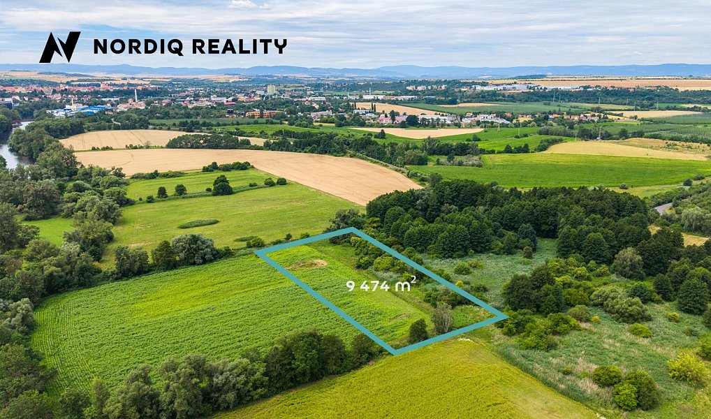 Prodej pole 10 031 m², Žatec – náhled fotky 2