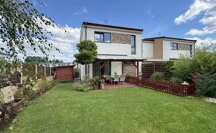 Prodej domu 93 m² s pozemkem 249 m², Akátová, Mukařov - Srbín, okres Praha-východ