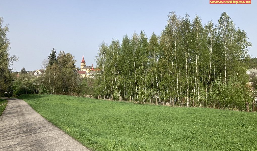 Prodej stavebního pozemku 1 221 m², Chvalkovice – náhled fotky 5