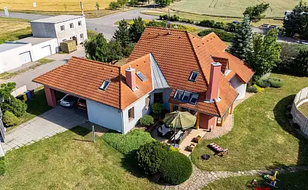 Prodej domu 257 m² s pozemkem 1 691 m², Tasovice, okres Znojmo