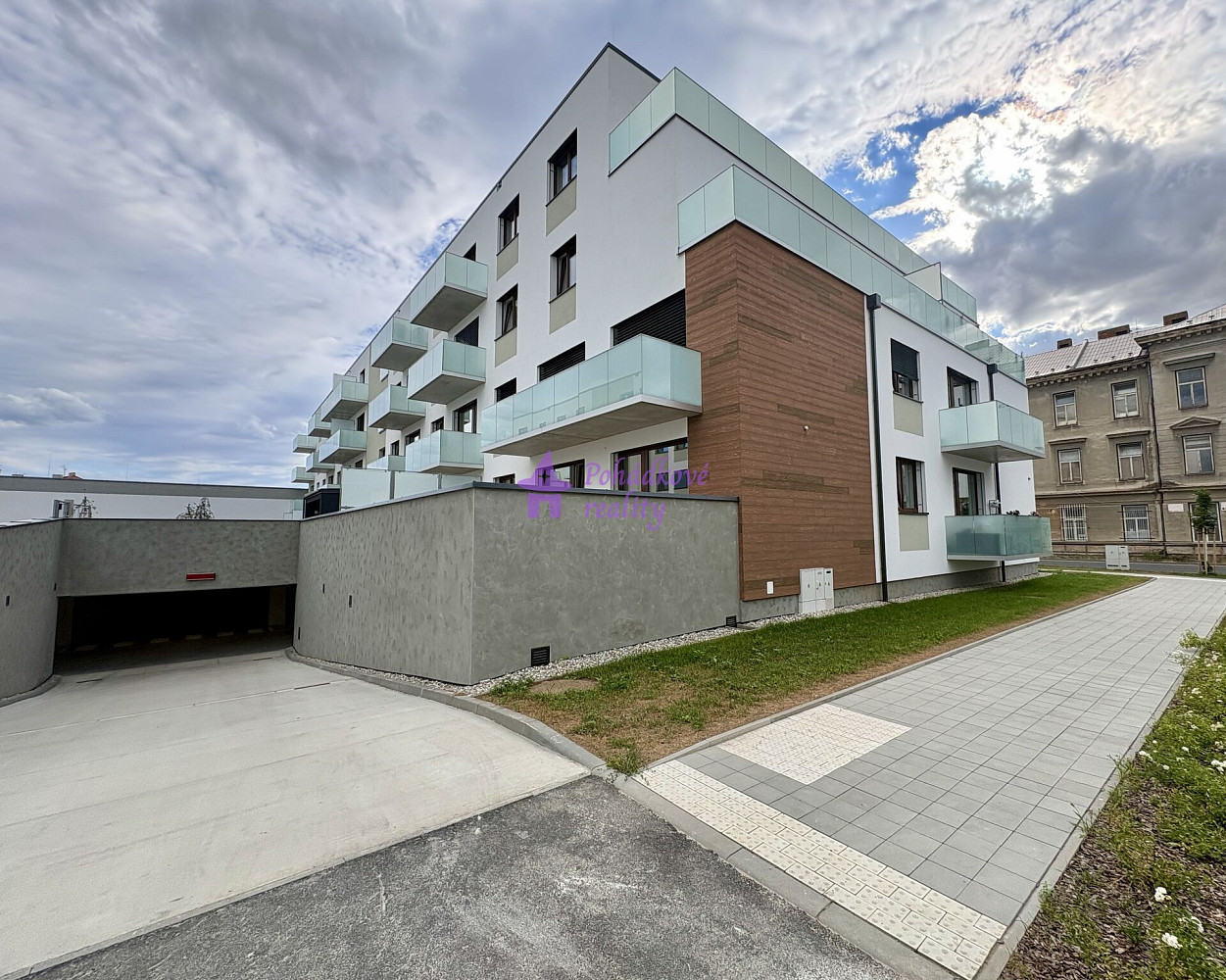 Pronájem bytu 2+kk 70 m²