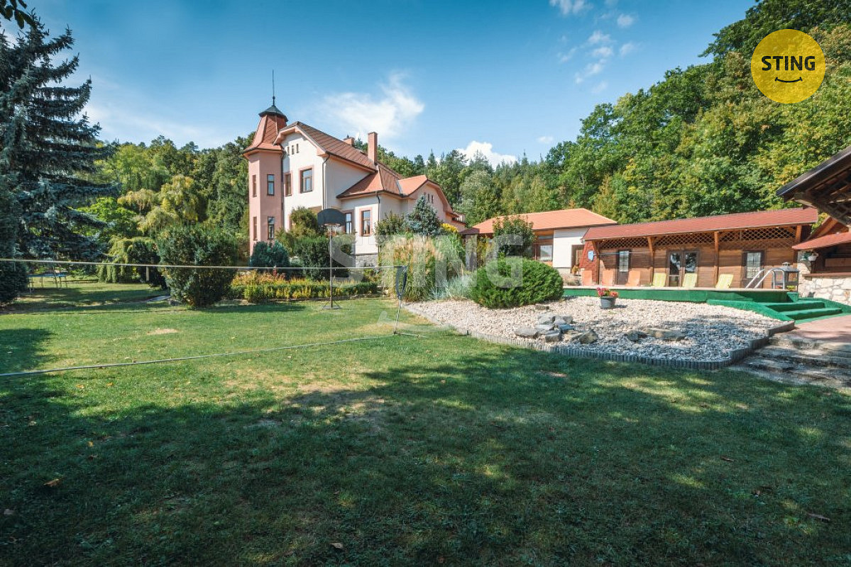 Prodej domu 500 m² s pozemkem 3 392 m² – fotografie 2