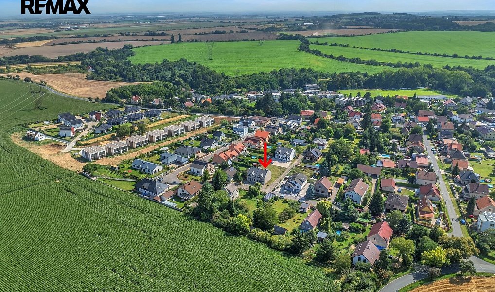 Prodej domu 112 m² s pozemkem 406 m², Škvorec – náhled fotky 2