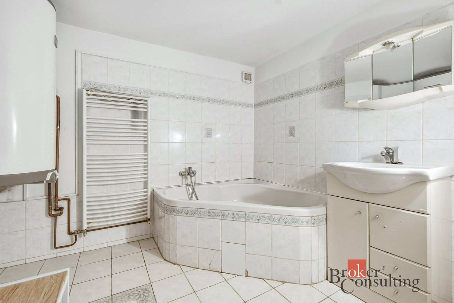 Prodej komerčního objektu (jiného typu) 700 m² – fotografie 5