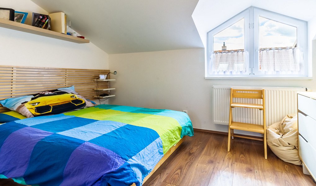 Prodej domu 225 m² s pozemkem 376 m², Kladno – náhled fotky 11